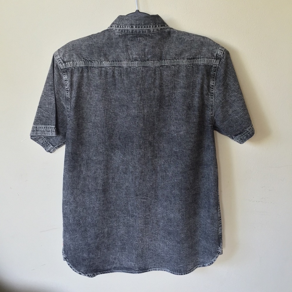 SOLD* 👕 - Picture 4 of 4